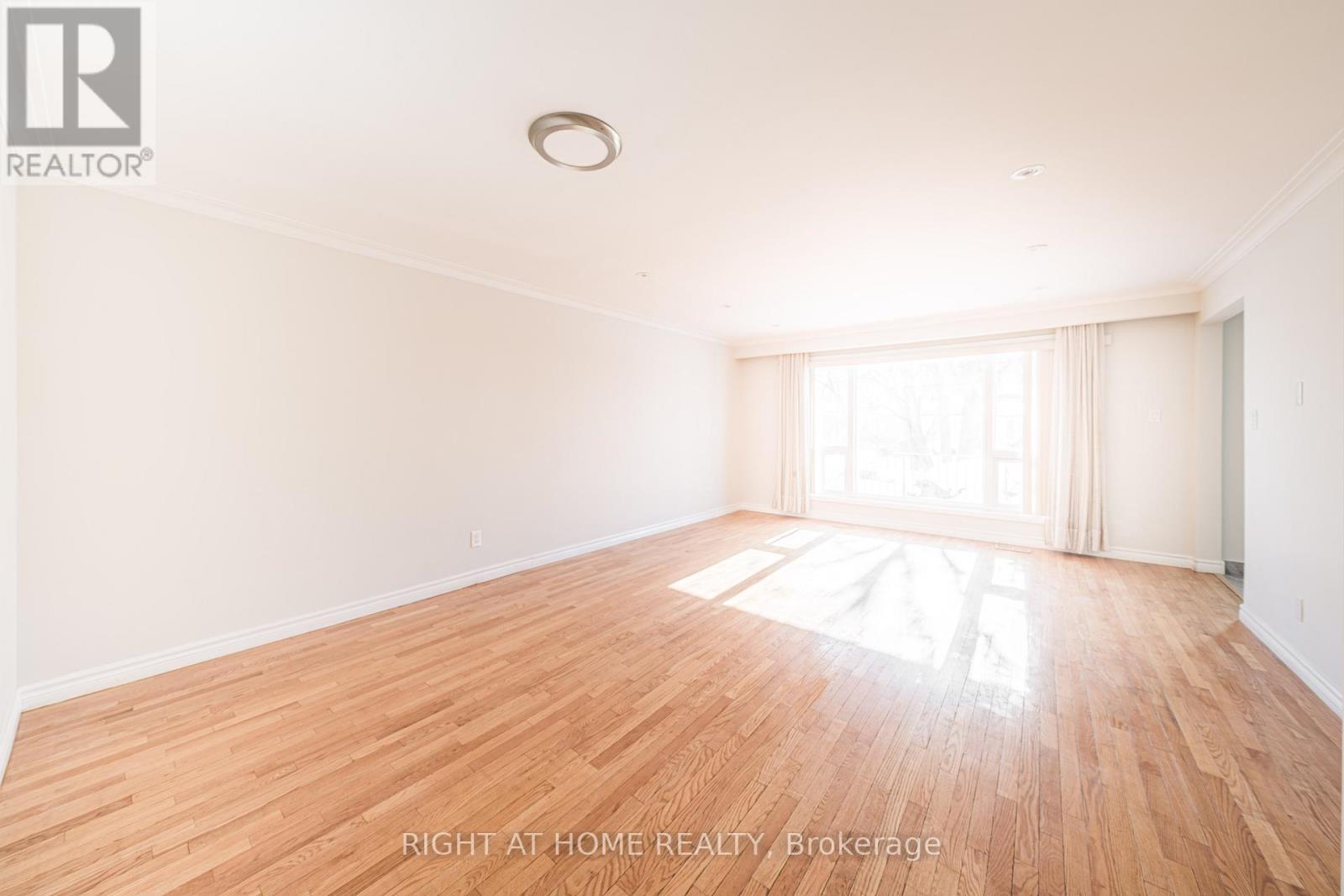 Main - 222 Cass Avenue, Toronto, Ontario  M1T 2C4 - Photo 12 - E12762978