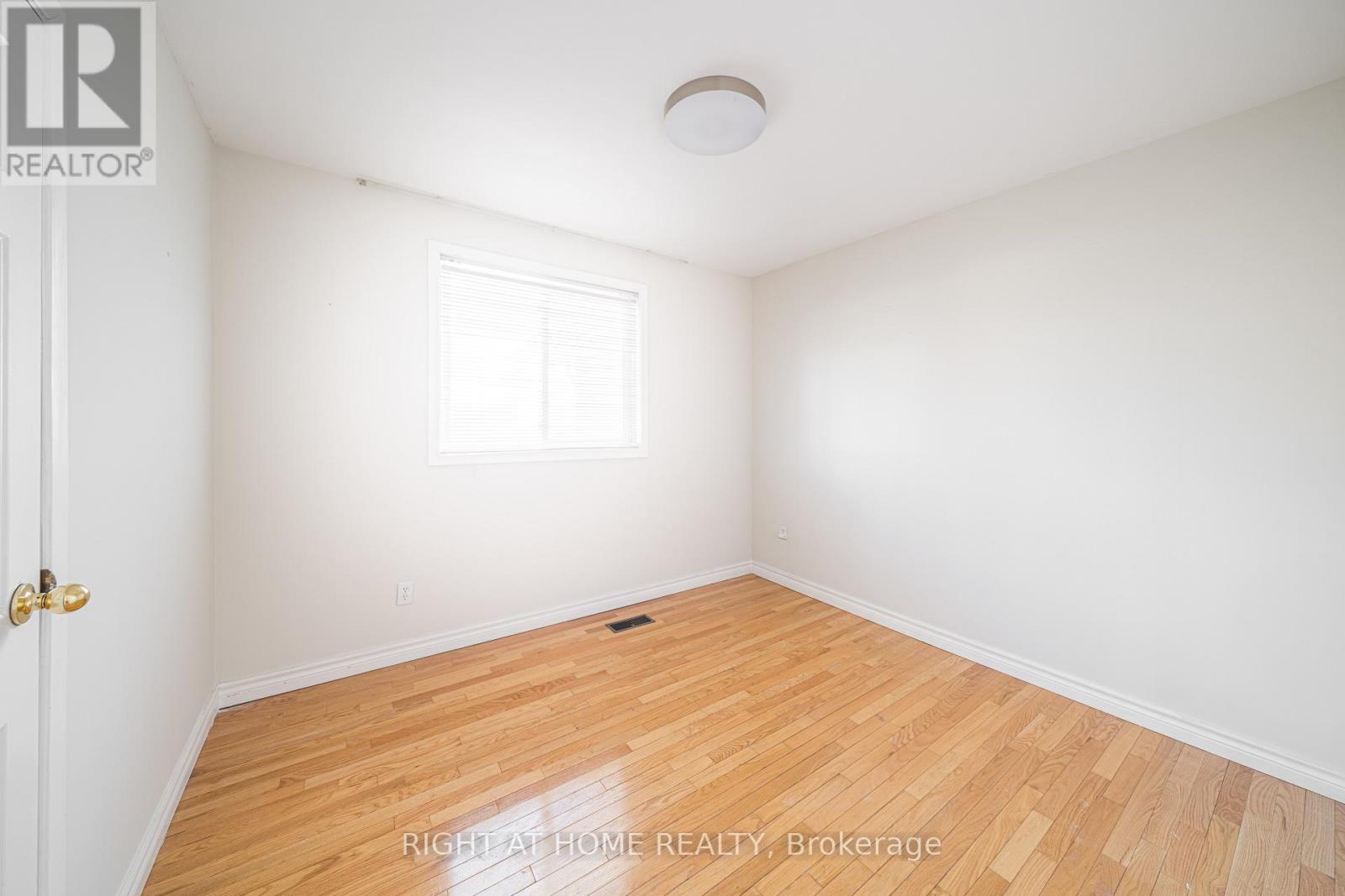 Main - 222 Cass Avenue, Toronto, Ontario  M1T 2C4 - Photo 19 - E12762978