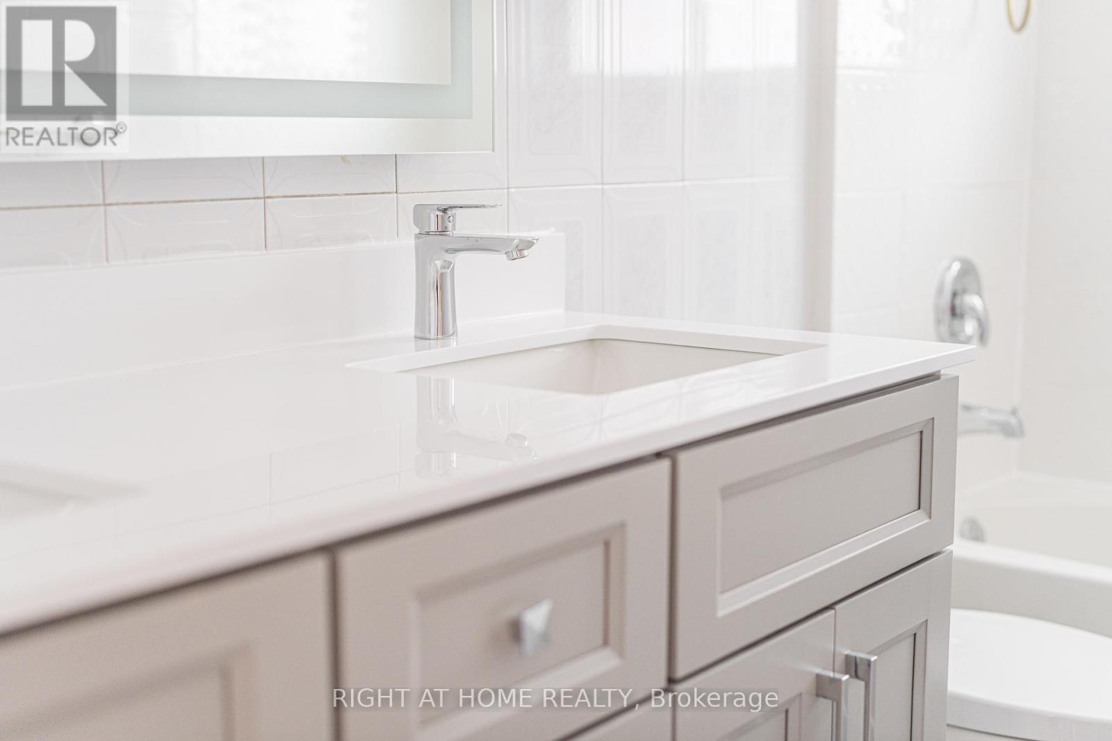 Main - 222 Cass Avenue, Toronto, Ontario  M1T 2C4 - Photo 21 - E12762978