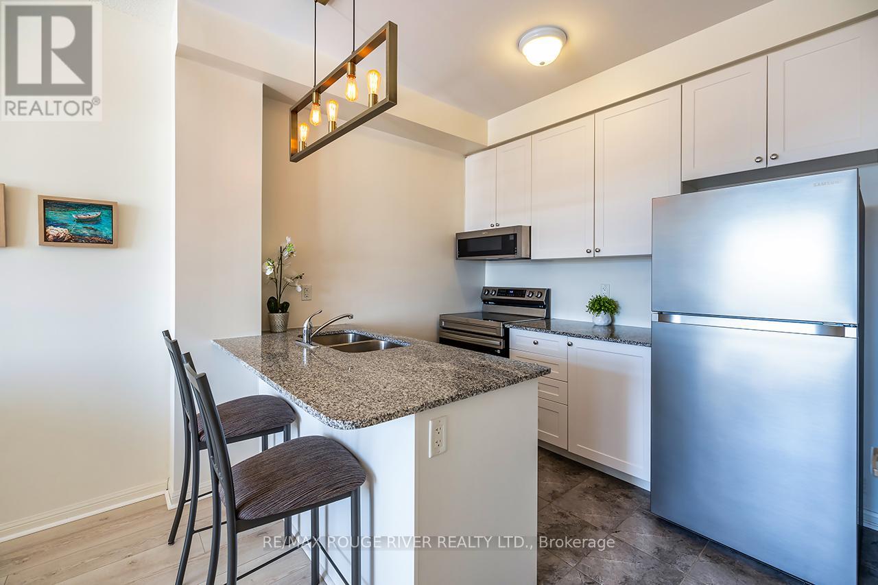 322 - 84 Aspen Springs Drive, Clarington, Ontario  L1C 0V3 - Photo 4 - E12763034