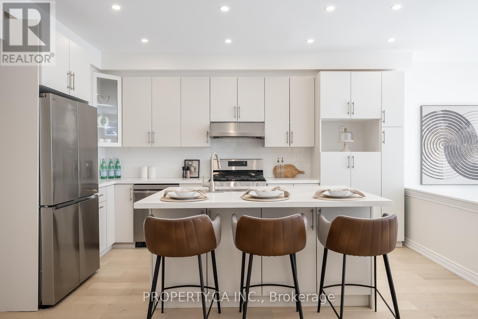 247 St Clements Avenue, Toronto, Ontario  M4R 1H3 - Photo 12 - C12763044