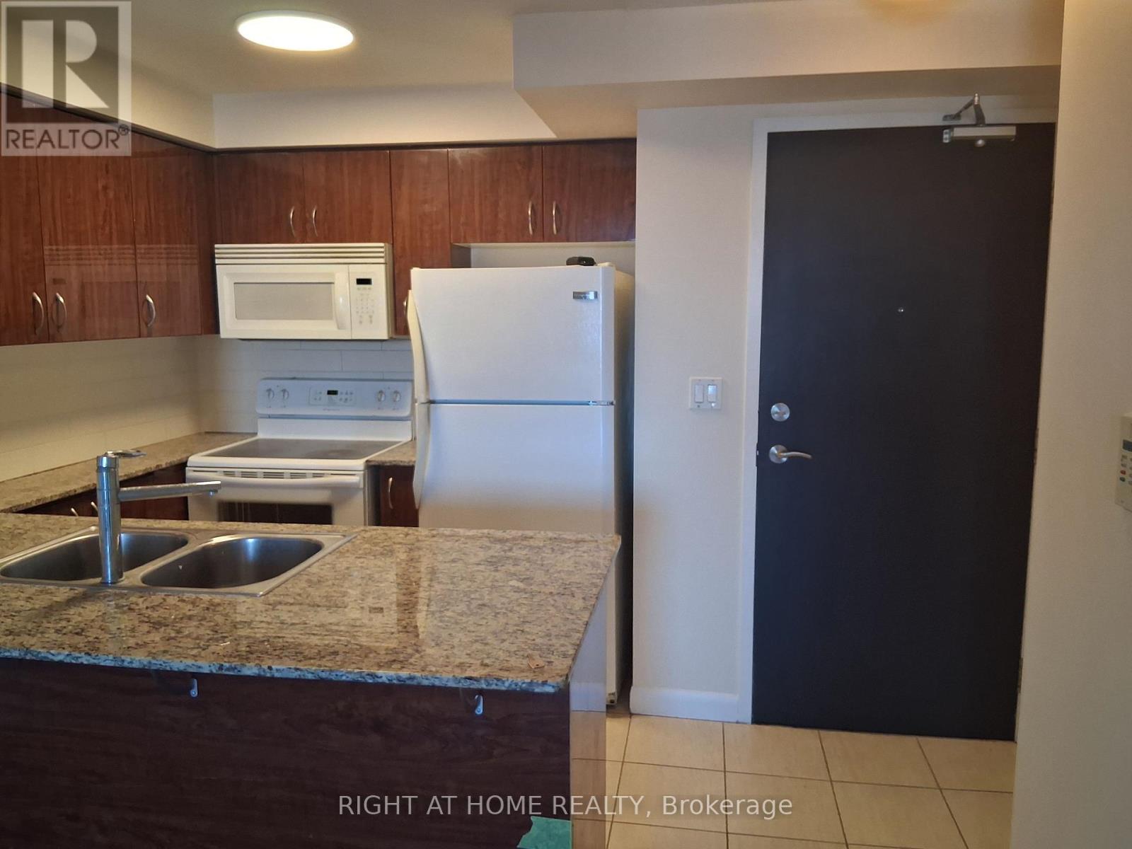 1808 - 5791 Yonge Street, Toronto, Ontario  M2M 0A8 - Photo 9 - C12756078