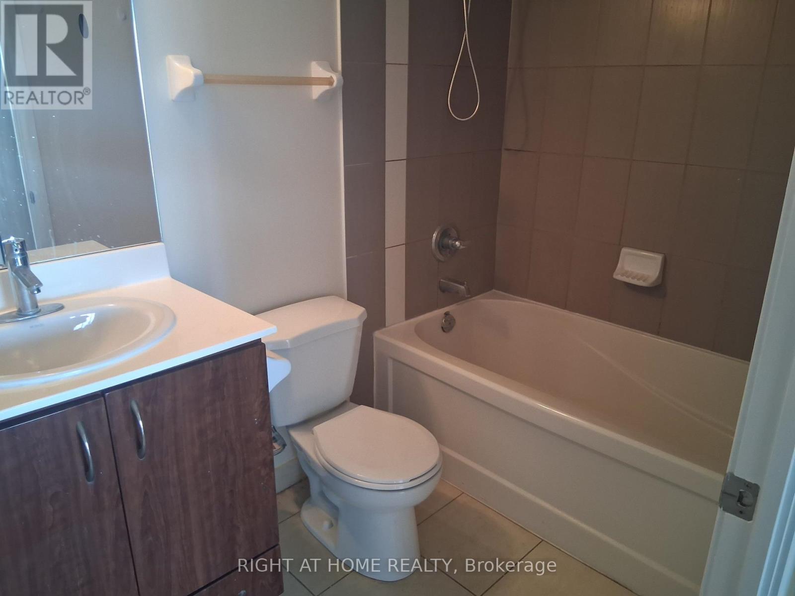 1808 - 5791 Yonge Street, Toronto, Ontario  M2M 0A8 - Photo 14 - C12756078