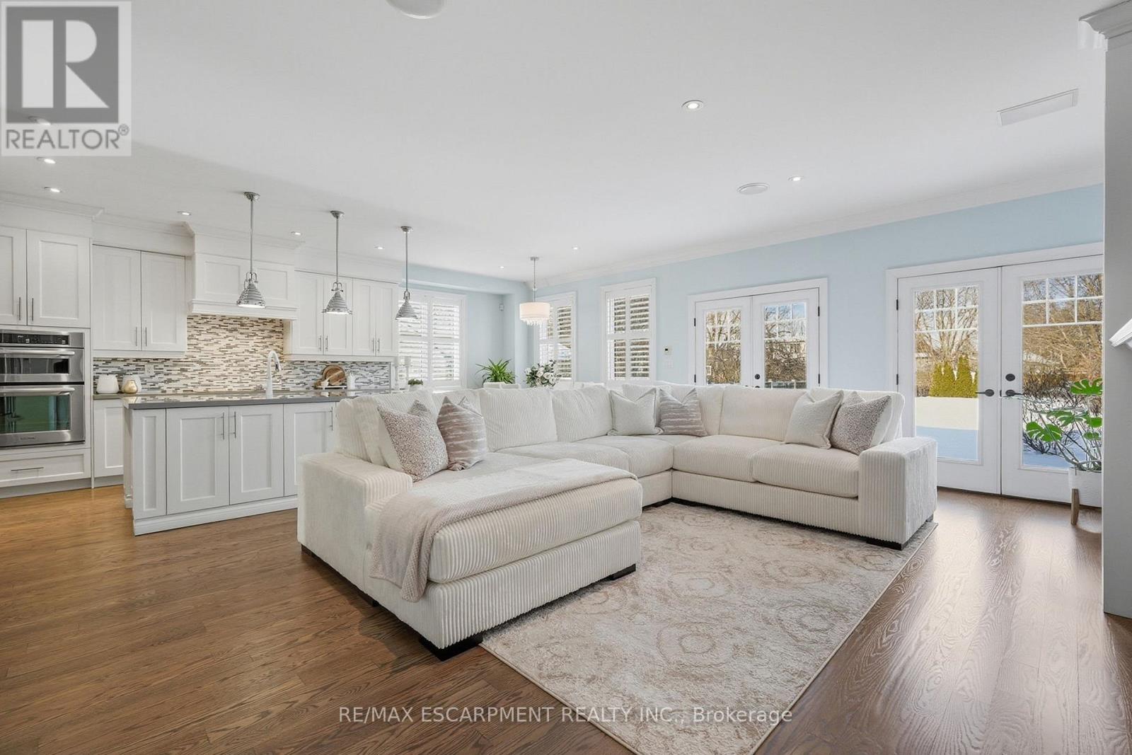 1159 Alexandra Avenue, Mississauga, Ontario  L5E 2A4 - Photo 12 - W12762886