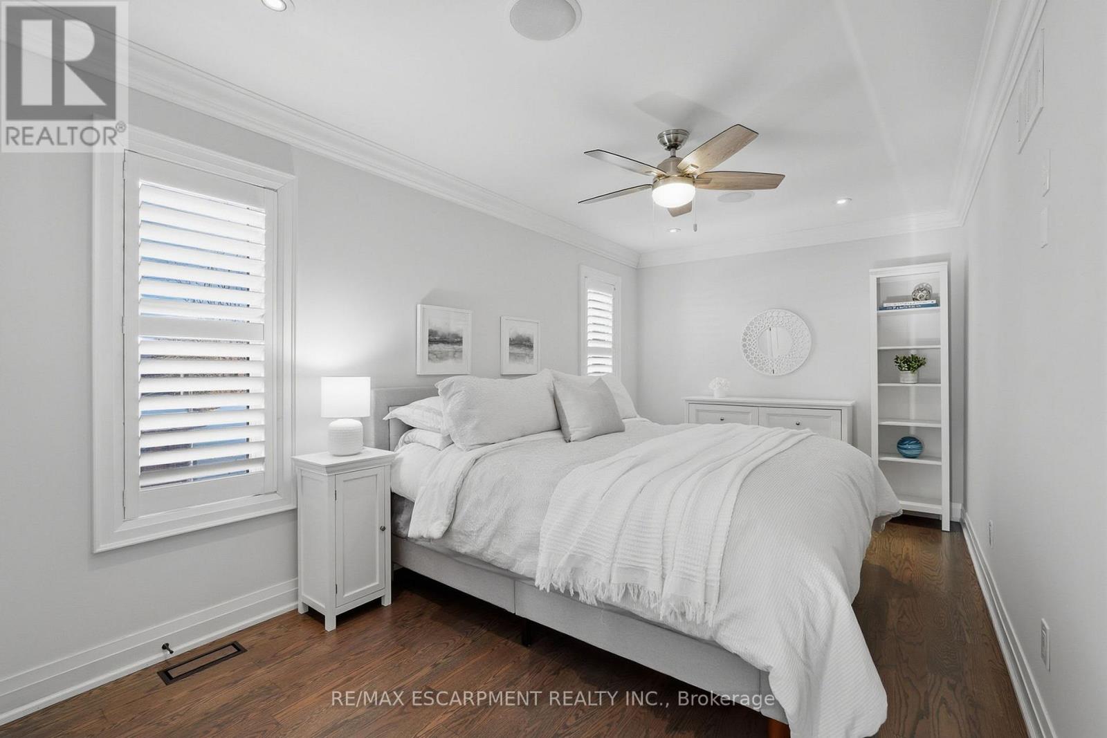 1159 Alexandra Avenue, Mississauga, Ontario  L5E 2A4 - Photo 30 - W12762886