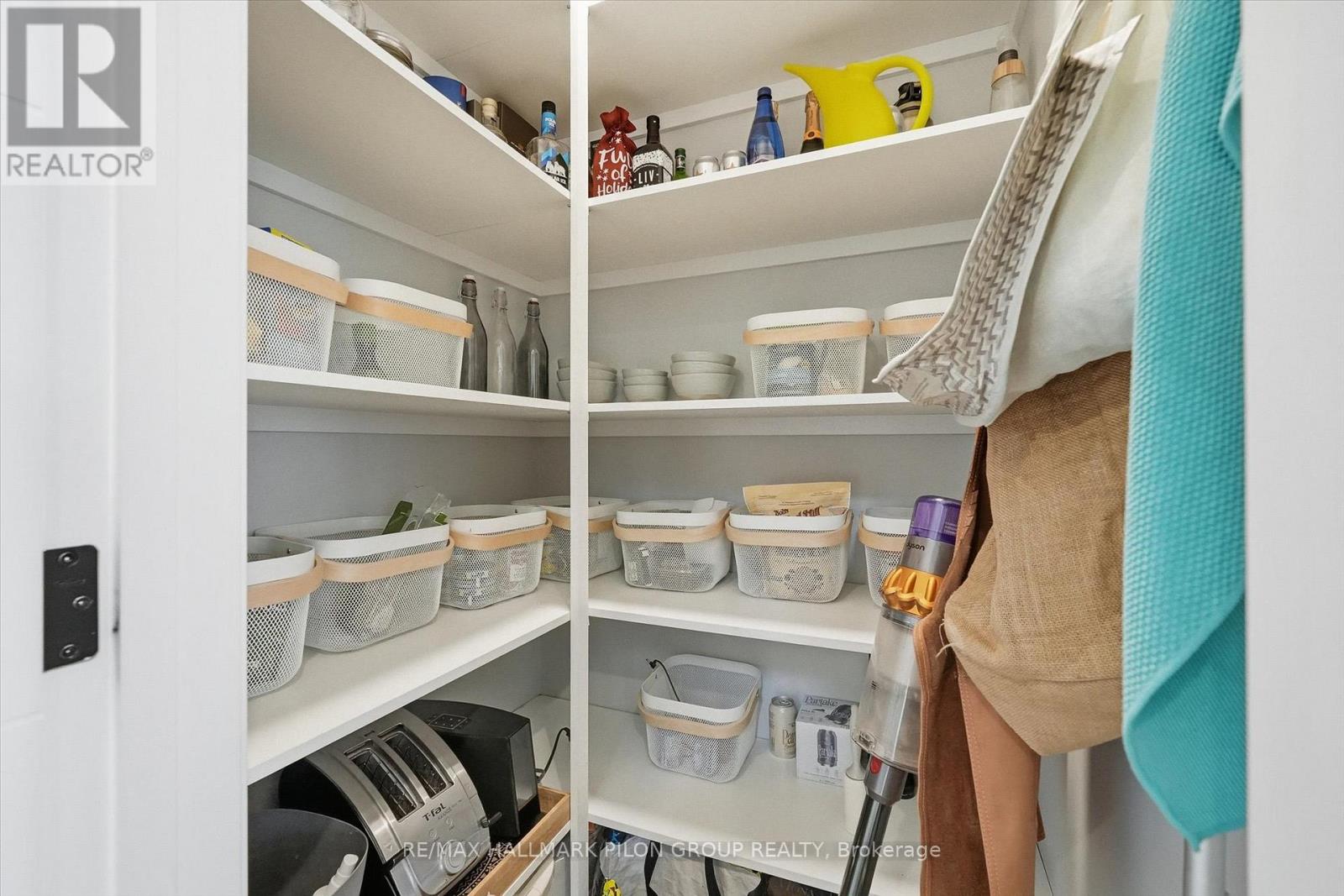 559 Mutual Street, Ottawa, Ontario  K1K 1C5 - Photo 12 - X12760808