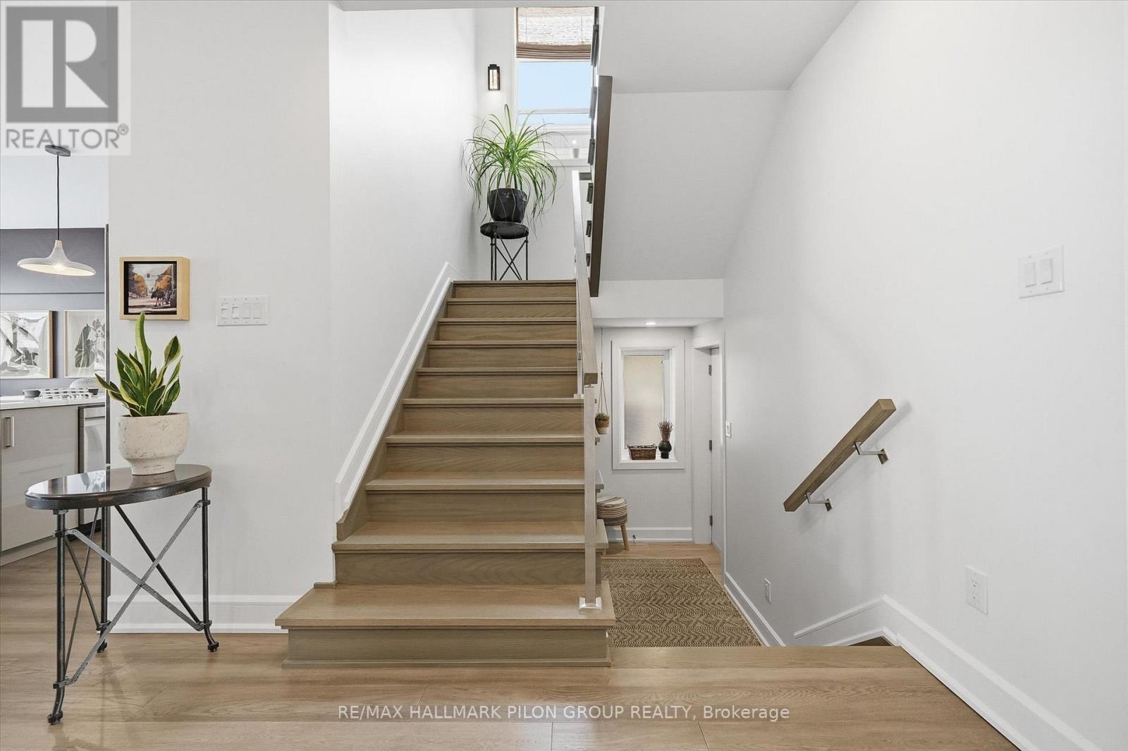 559 Mutual Street, Ottawa, Ontario  K1K 1C5 - Photo 14 - X12760808