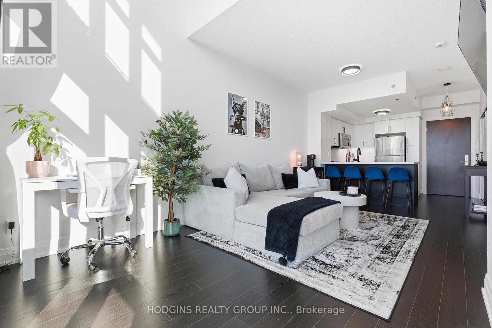 214 - 65 Speers Road, Oakville, Ontario  L6K 0J1 - Photo 10 - W12762998