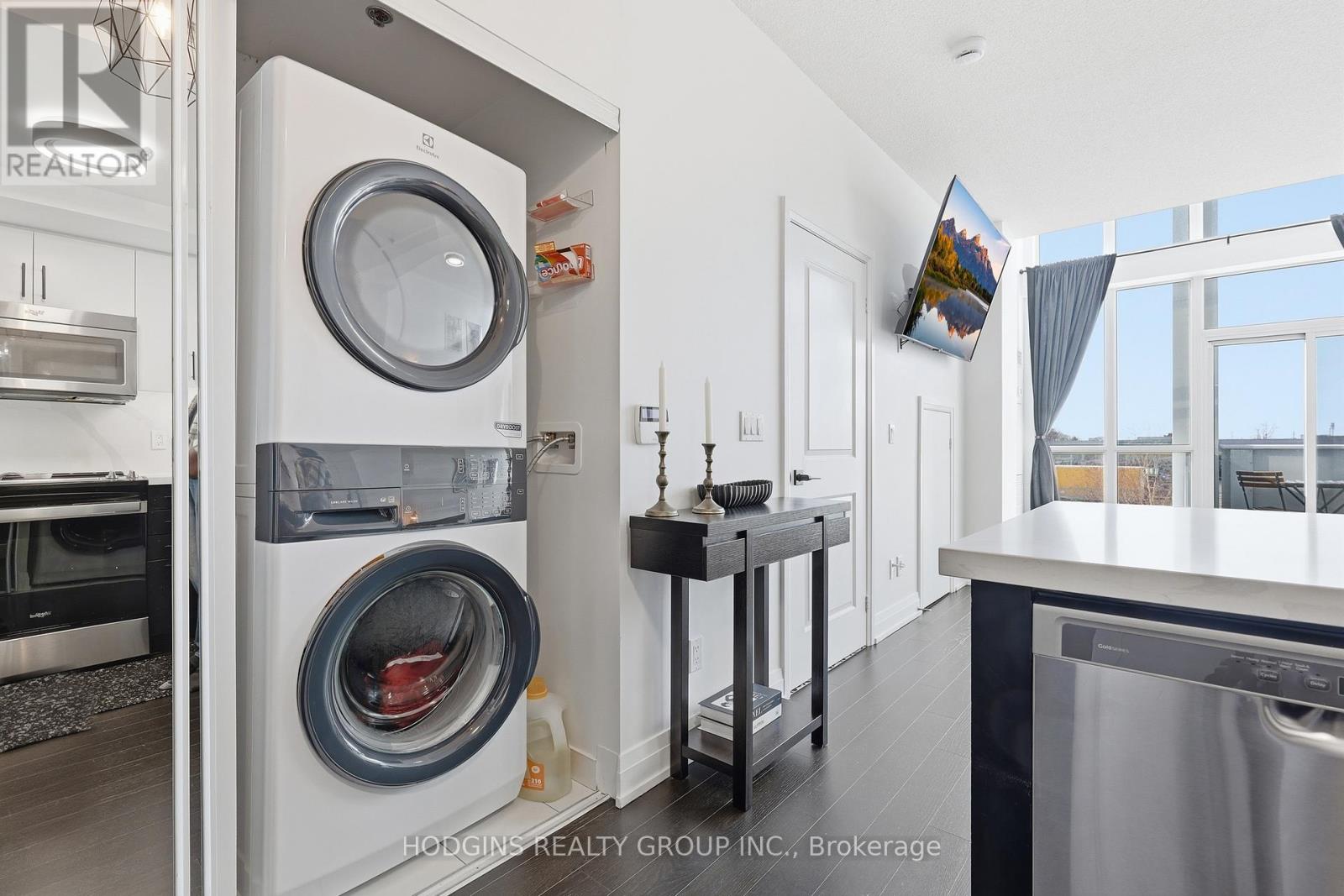 214 - 65 Speers Road, Oakville, Ontario  L6K 0J1 - Photo 23 - W12762998