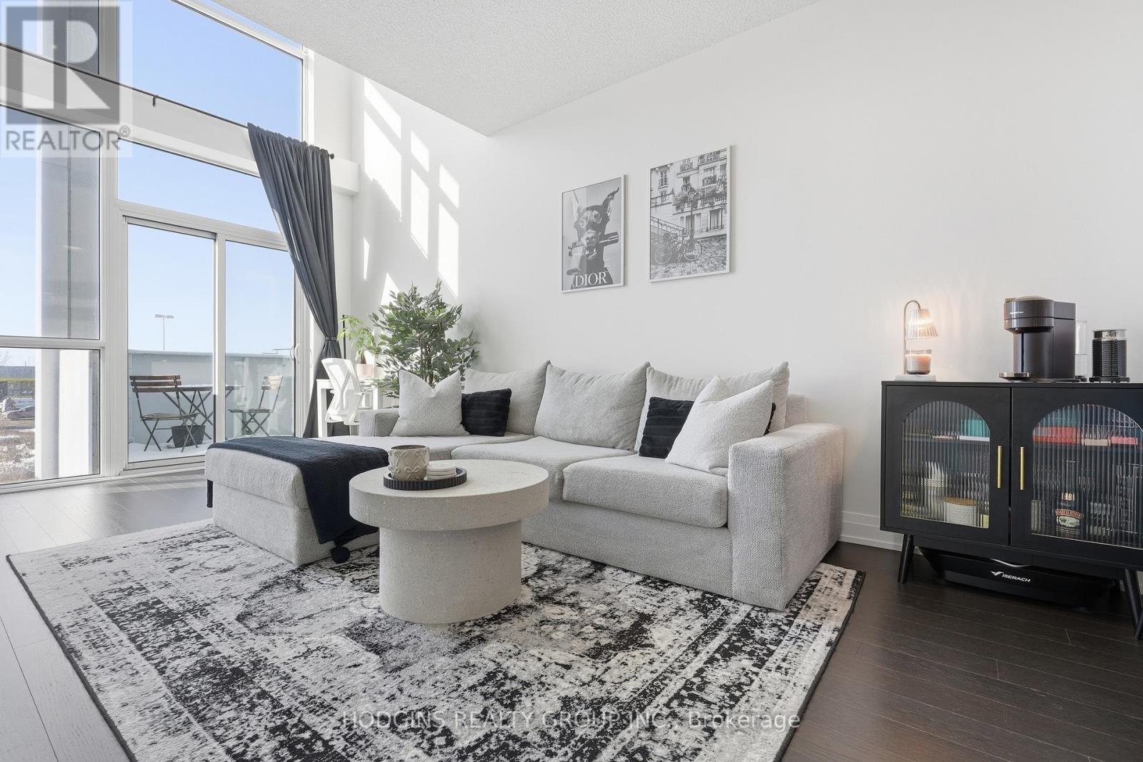 214 - 65 Speers Road, Oakville, Ontario  L6K 0J1 - Photo 8 - W12762998