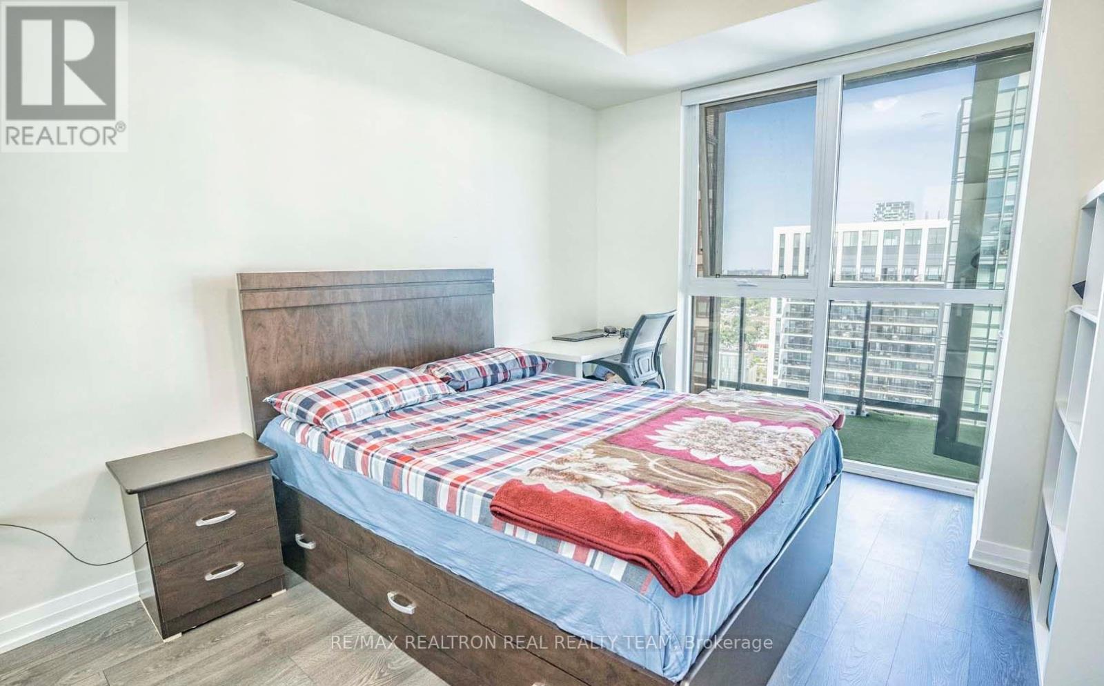 2410 - 50 Thomas Riley Road, Toronto, Ontario  M9B 0E4 - Photo 13 - W12763068