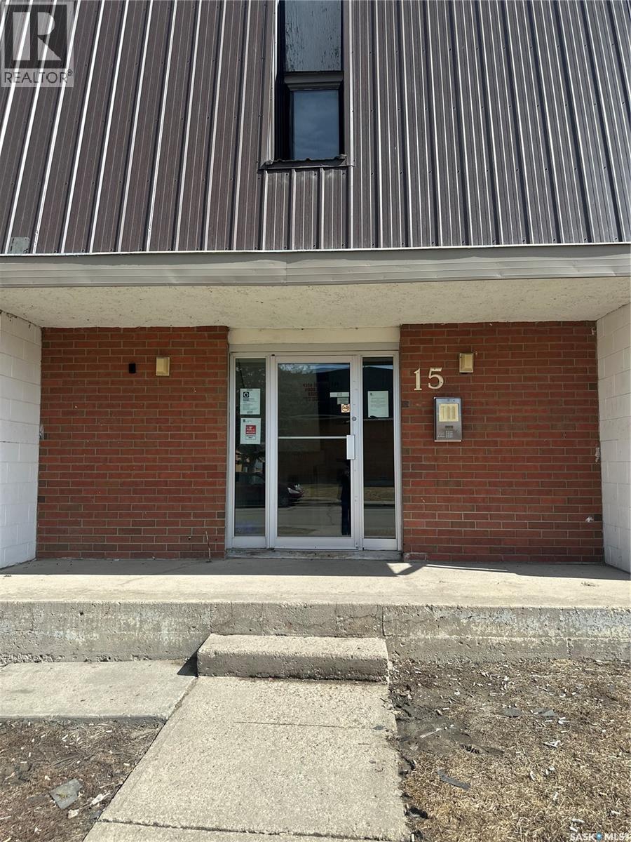 34 15 Centennial Street, Regina, Saskatchewan  S4S 6P8 - Photo 2 - SK026057