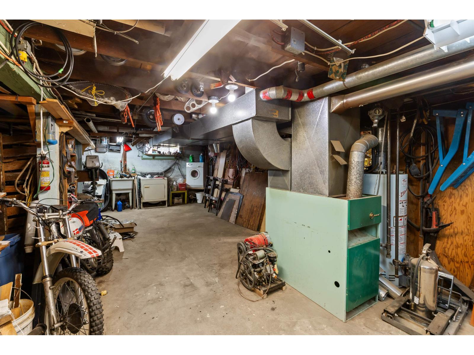 32789 4 Avenue, Mission, British Columbia  V2V 1R5 - Photo 35 - R3083534