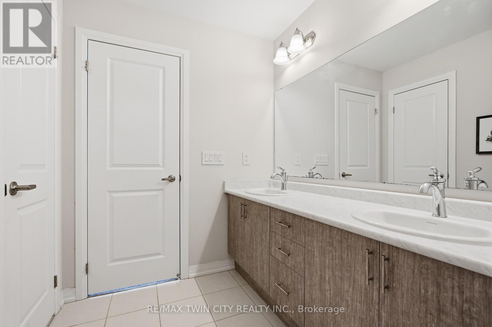 43 Blackburn Street, Cambridge, Ontario  N2A 0M1 - Photo 28 - X12762952