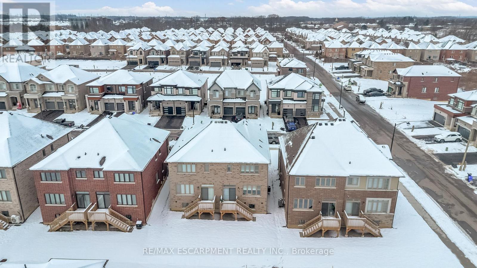 5 Cherry Blossom Heights, Hamilton, Ontario  L9B 0E9 - Photo 39 - X12763014