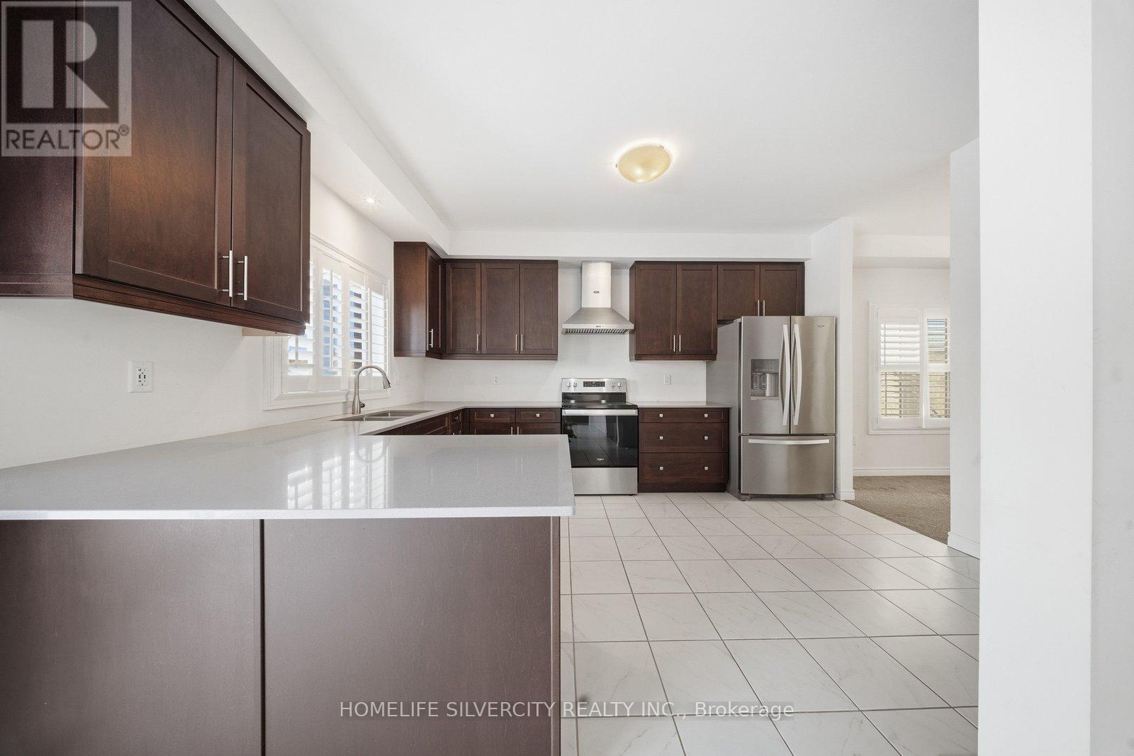 38 Mcgovern Lane, Brant, Ontario  N3L 0K3 - Photo 12 - X12763024