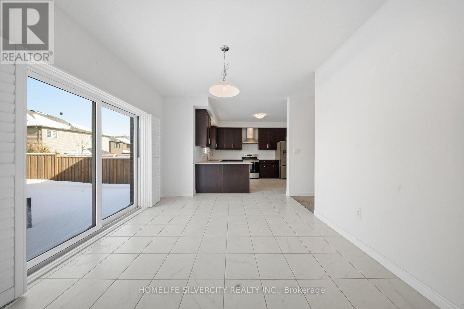 38 Mcgovern Lane, Brant, Ontario  N3L 0K3 - Photo 14 - X12763024