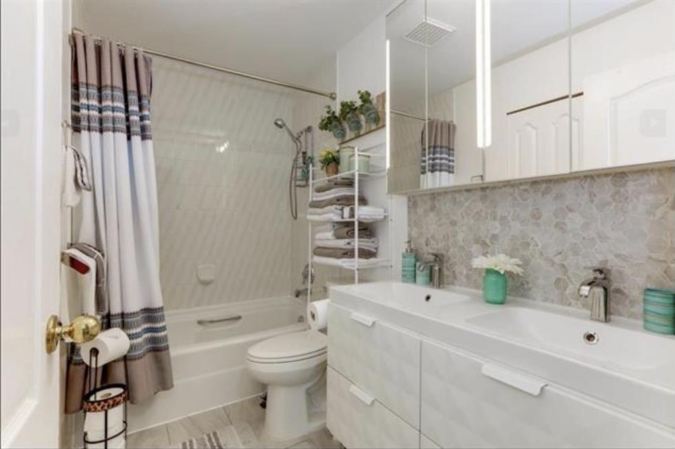 111 13918 72 Avenue, Surrey, British Columbia  V3W 0T4 - Photo 8 - R3086716