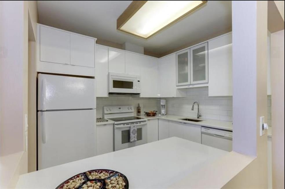 111 13918 72 Avenue, Surrey, British Columbia  V3W 0T4 - Photo 10 - R3086716