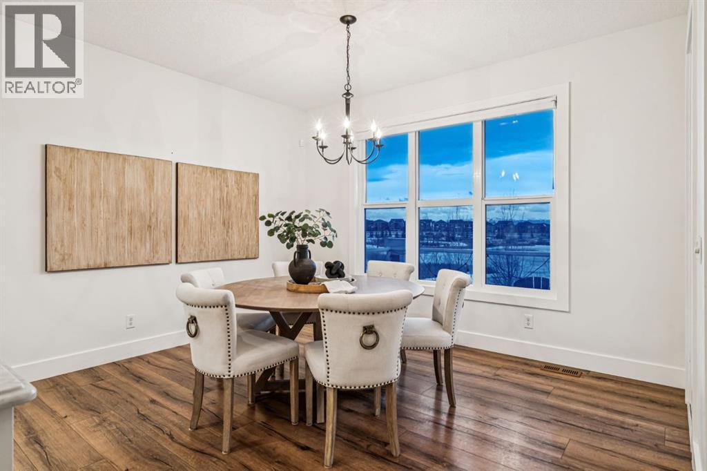 47 Sundown Way, Cochrane, Alberta  T4C 0H4 - Photo 10 - A2282998