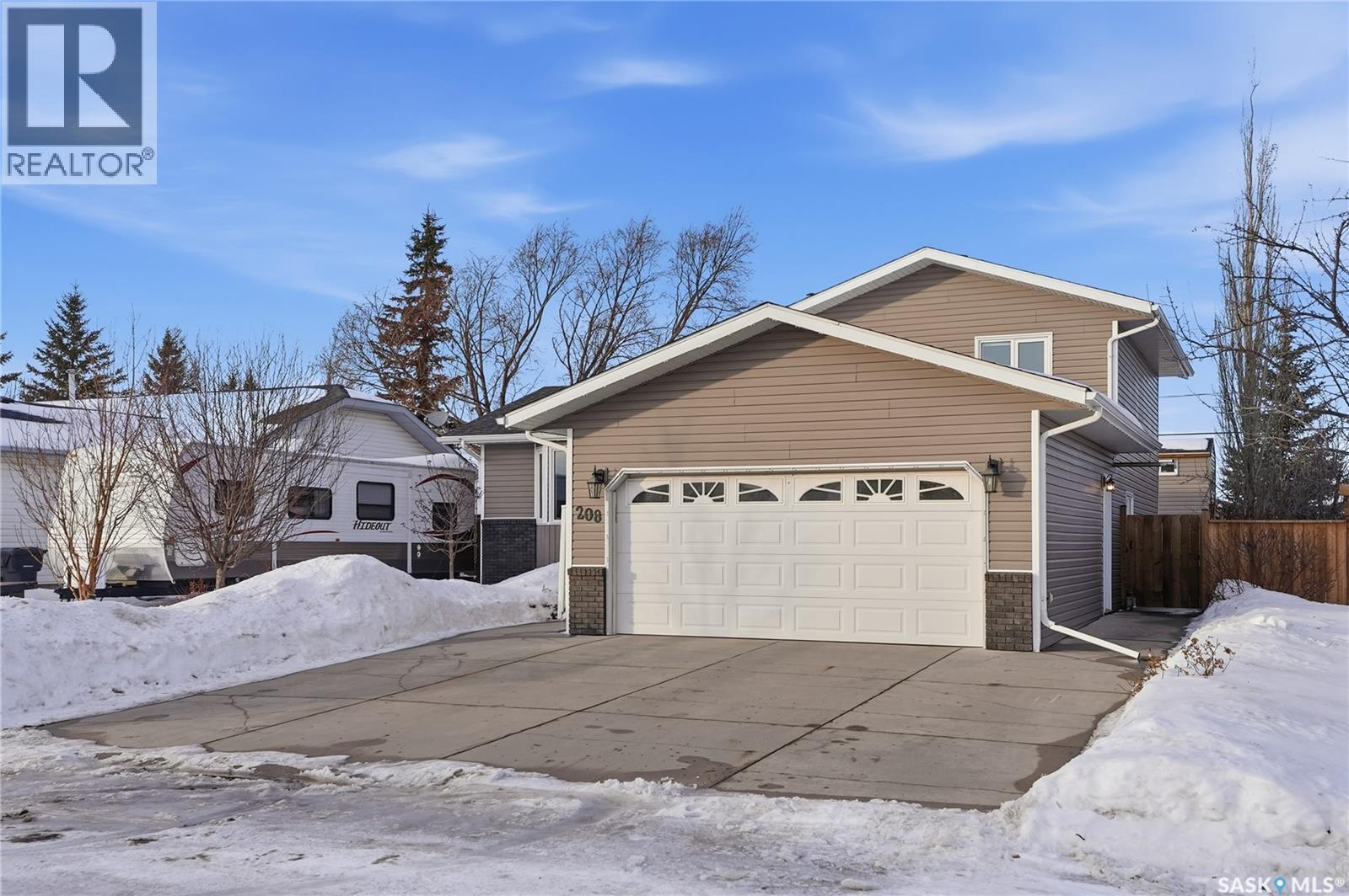 208 Willow Drive, Osler, Saskatchewan  S0K 3A0 - Photo 2 - SK027995