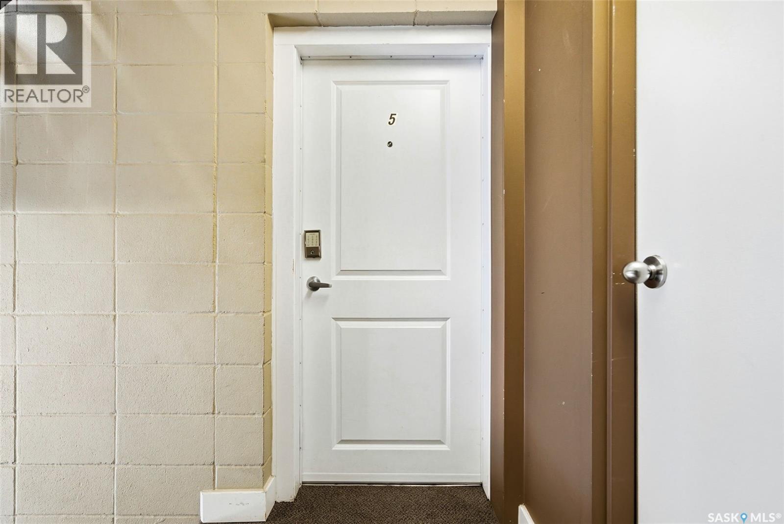 5 2125 Lorne Street, Regina, Saskatchewan  S4P 2M6 - Photo 4 - SK027871