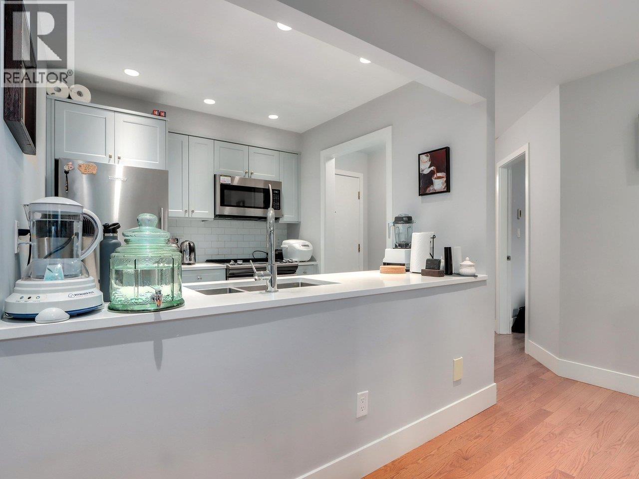 304 3711 Delbrook Avenue, North Vancouver, British Columbia  V7N 3Z4 - Photo 6 - R3078219