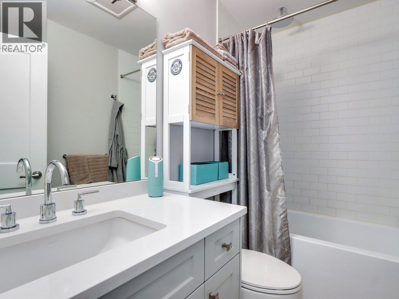 304 3711 Delbrook Avenue, North Vancouver, British Columbia  V7N 3Z4 - Photo 23 - R3078219