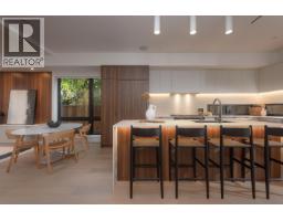 1 275 W 17TH AVENUE, Vancouver, British Columbia