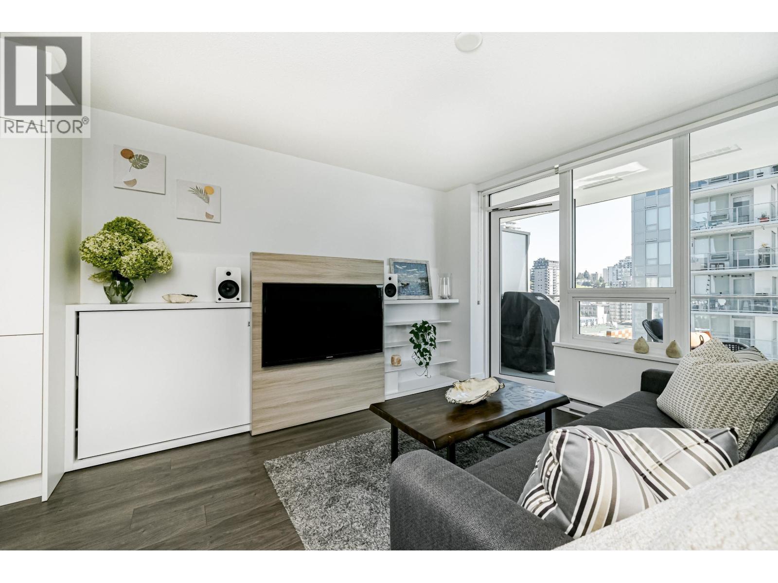 1306 988 Quayside Drive, New Westminster, British Columbia V3M 0L5 - Photo 4 - R3087047