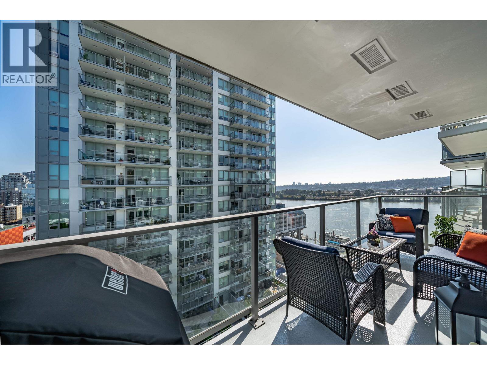 1306 988 Quayside Drive, New Westminster, British Columbia V3M 0L5 - Photo 7 - R3087047