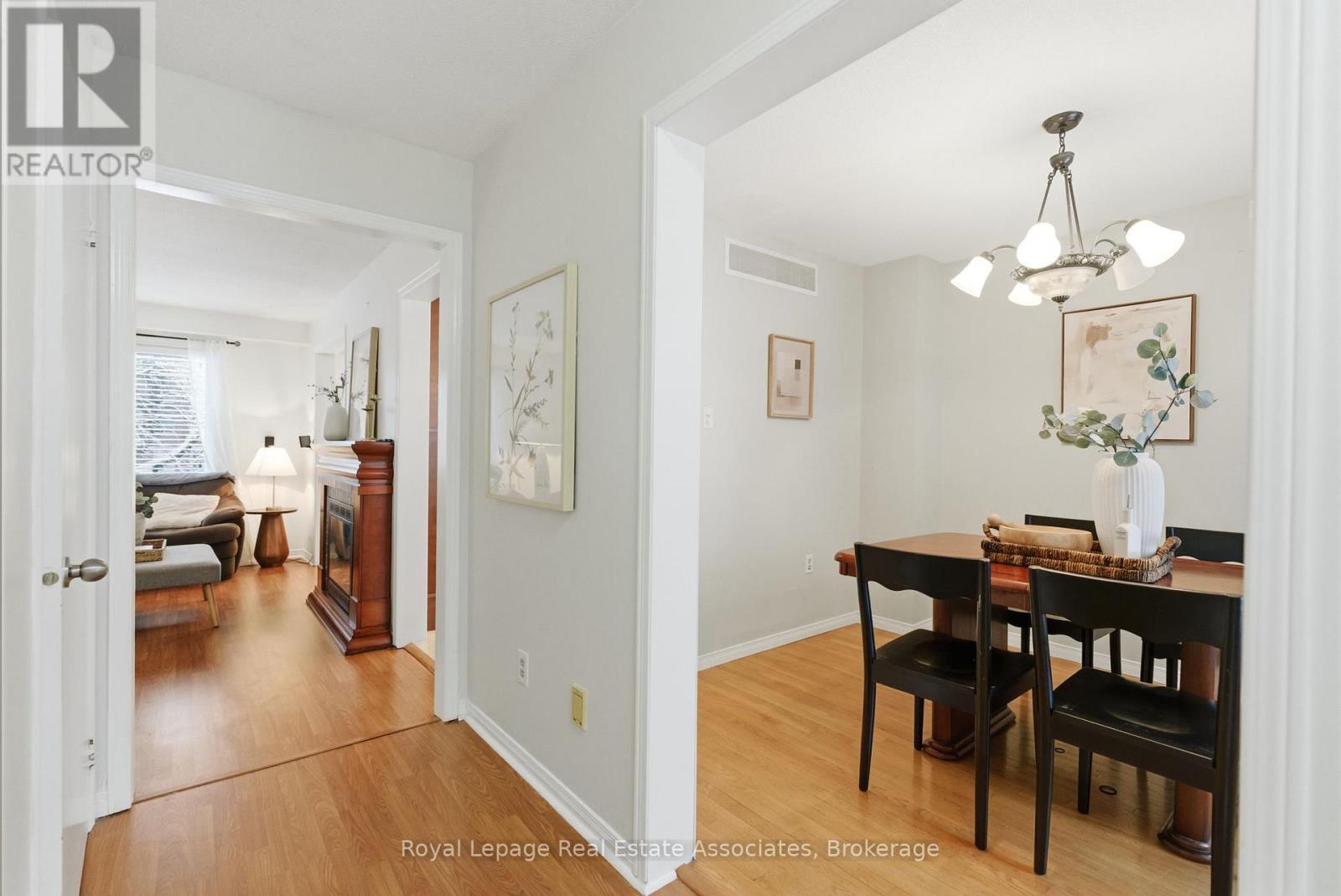 38 Bluebell Crescent, Whitby, Ontario  L1P 1L1 - Photo 3 - E12671320