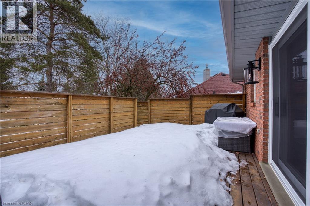 184 Roxton Drive Unit# 16, Waterloo, Ontario  N2T 1N8 - Photo 47 - 40803353