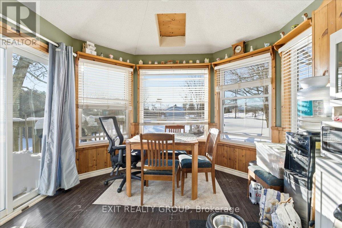 1573 County Road 5, Quinte West (Murray Ward), Ontario  K0K 2C0 - Photo 13 - X12763138