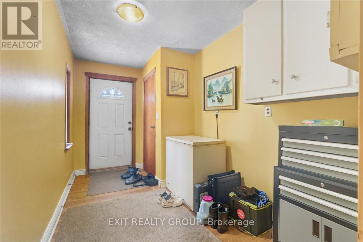 1573 County Road 5, Quinte West (Murray Ward), Ontario  K0K 2C0 - Photo 3 - X12763138