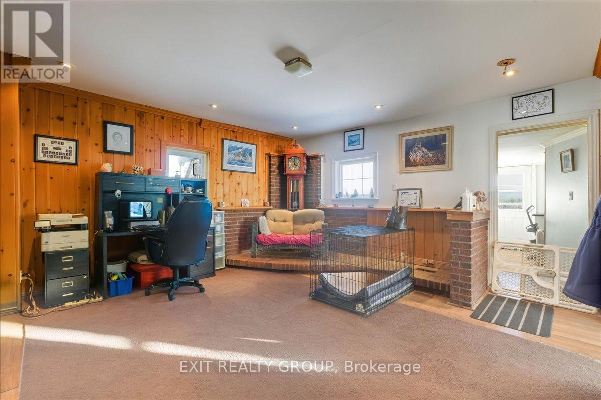 1573 County Road 5, Quinte West (Murray Ward), Ontario  K0K 2C0 - Photo 7 - X12763138