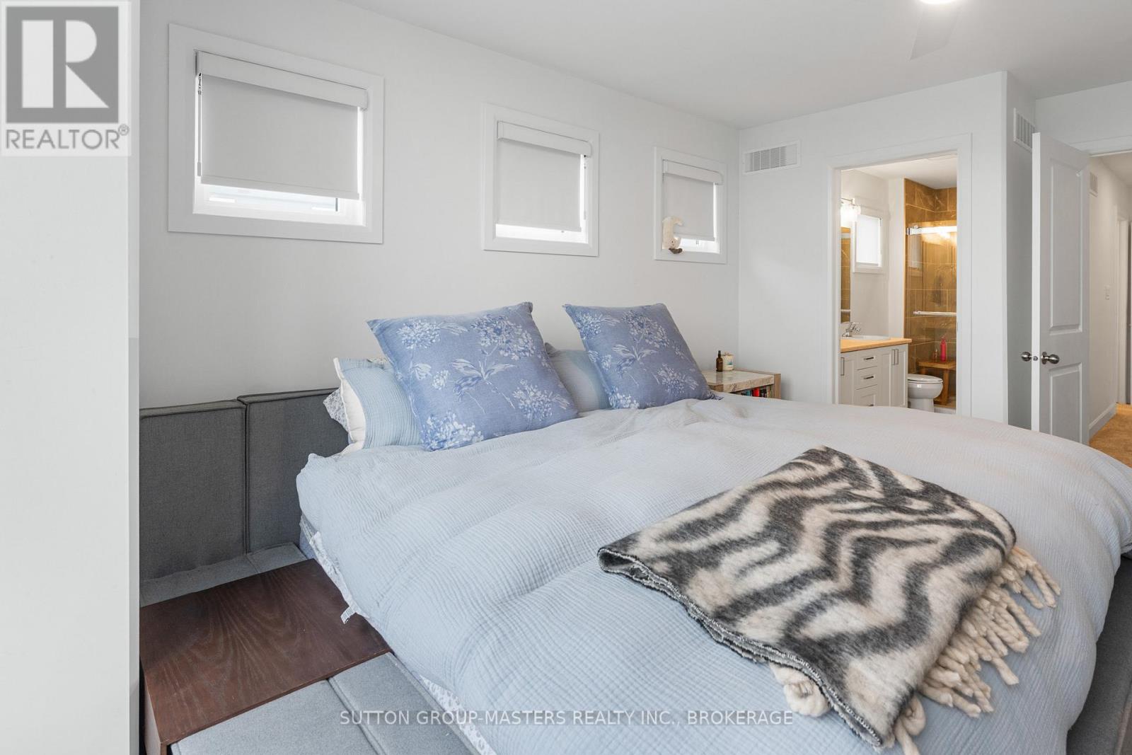 214 Superior Drive, Loyalist (Amherstview), Ontario  K7N 0E4 - Photo 16 - X12763296