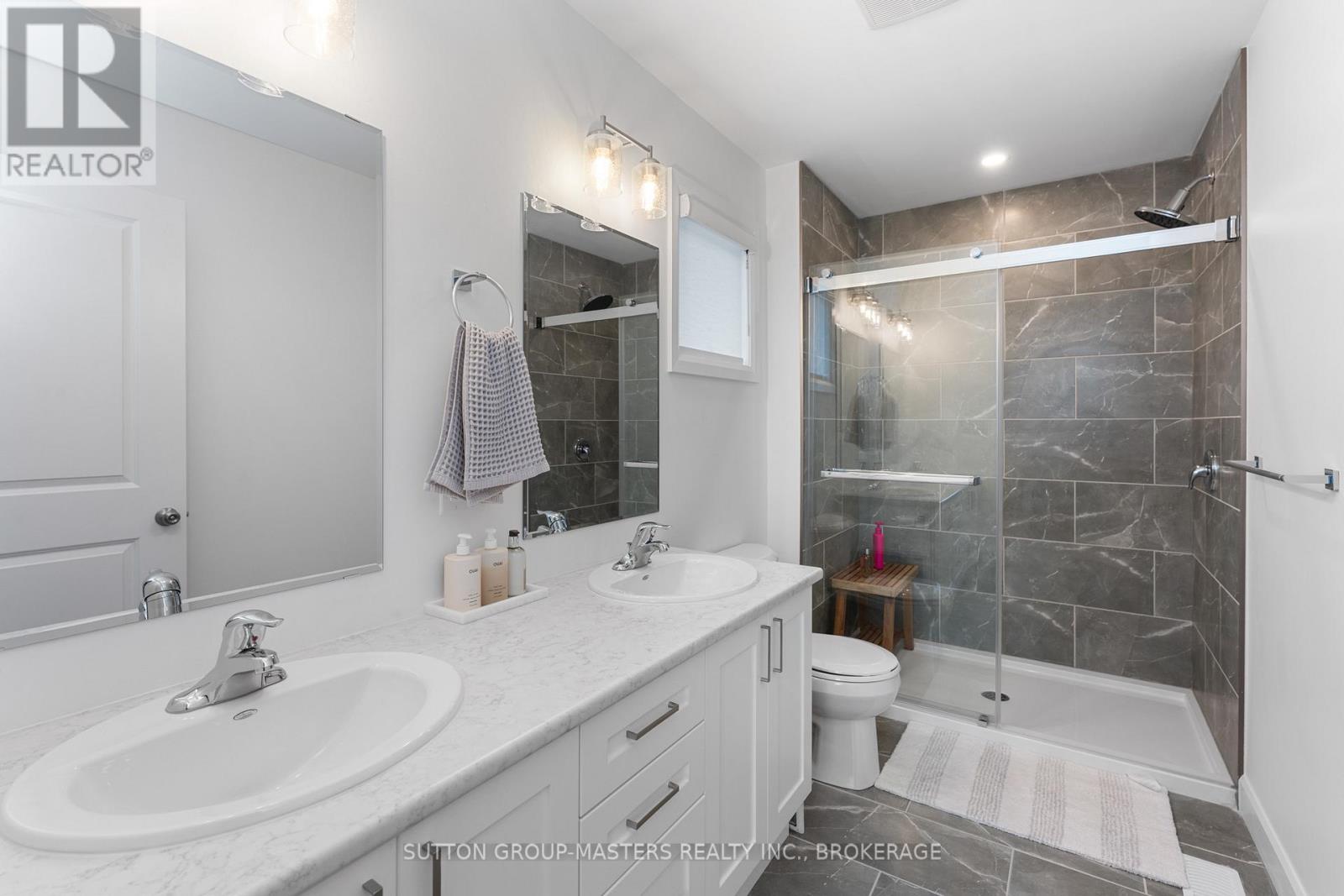 214 Superior Drive, Loyalist (Amherstview), Ontario  K7N 0E4 - Photo 17 - X12763296