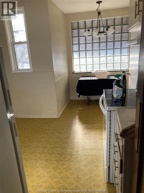 317 Askin, Windsor, Ontario  N9B 2X1 - Photo 10 - 26002634