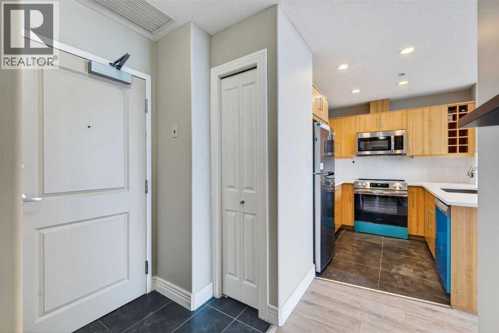 1205, 55 Spruce Place Sw, Calgary, Alberta  T2R 1S4 - Photo 5 - A2279703