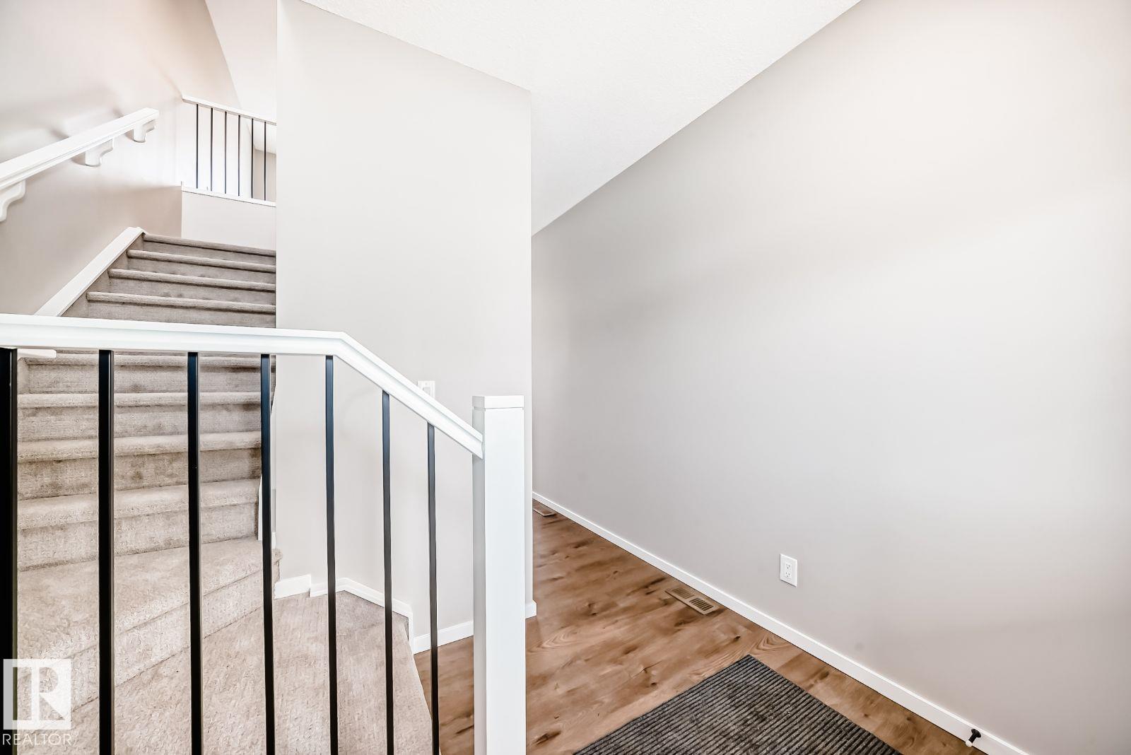 1065 Cornerstone Wy, Sherwood Park, Alberta  T8H 3A3 - Photo 6 - E4470803