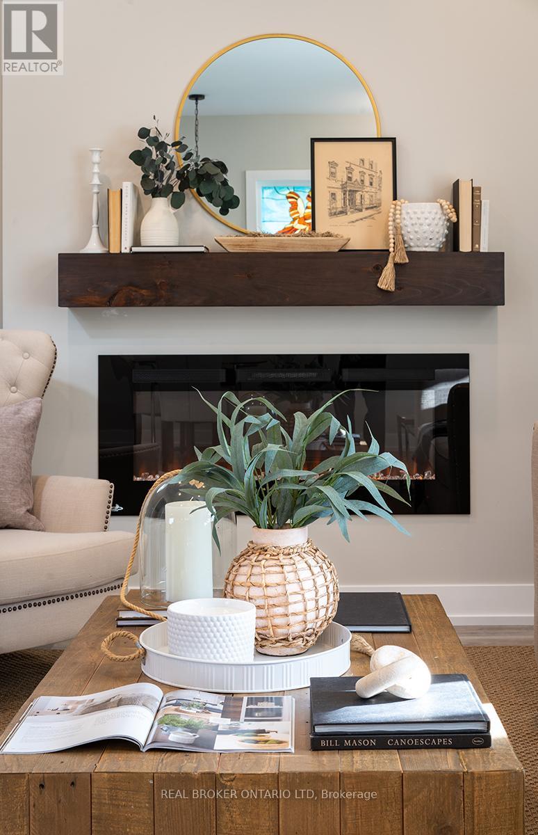 Photo 10 of 25 for 62 Barker Street