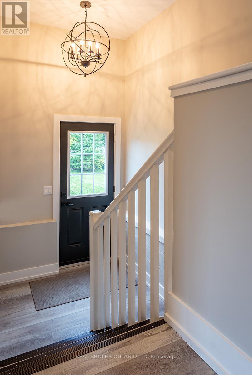 Photo 5 of 25 for 62 Barker Street