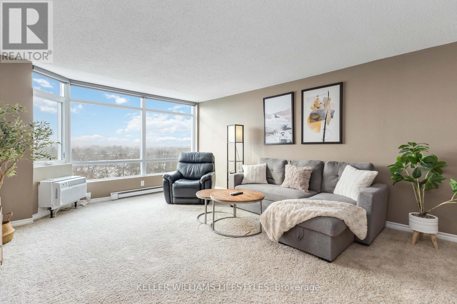 Photo 10 of 41 for 902 - 45 Pond Mills Road