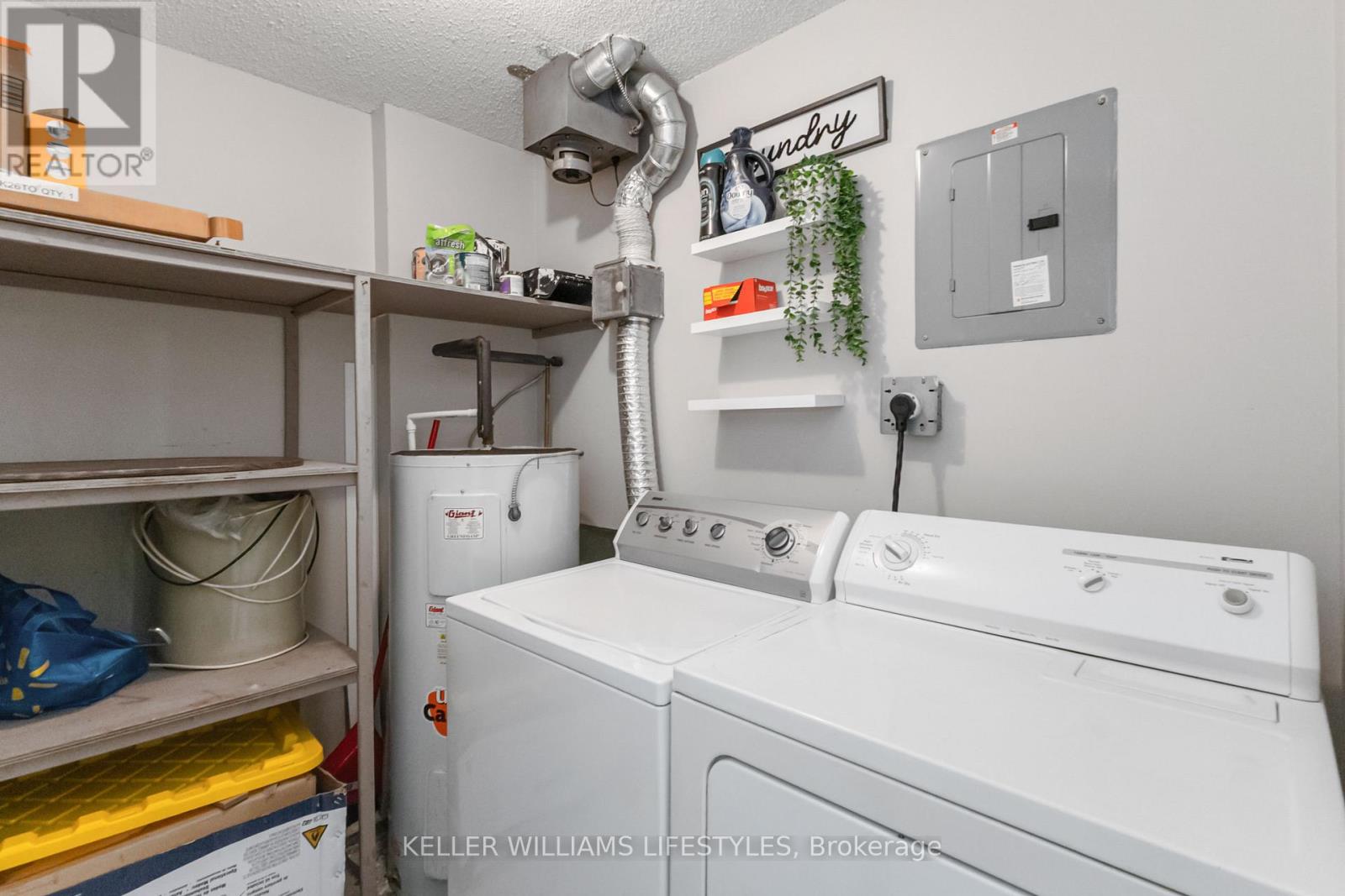 Photo 28 of 41 for 902 - 45 Pond Mills Road