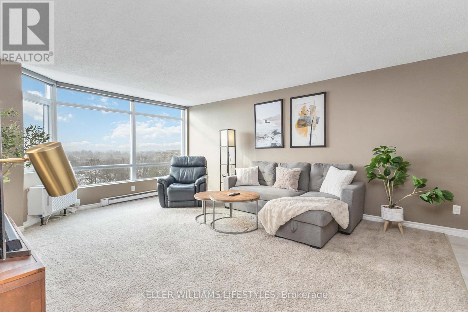 Photo 9 of 41 for 902 - 45 Pond Mills Road