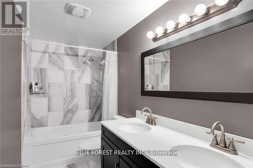 58 - 70 Chapman Court, London North, Ontario  N6G 4Z4 - Photo 13 - X12763186