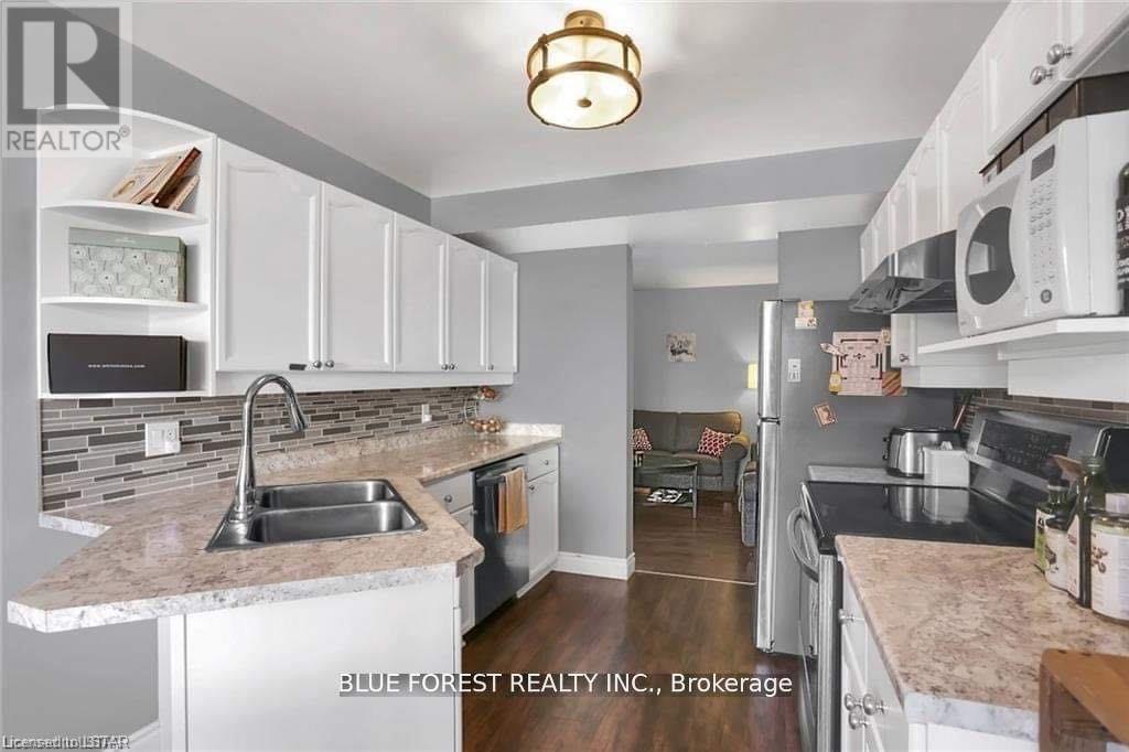 58 - 70 Chapman Court, London North, Ontario  N6G 4Z4 - Photo 6 - X12763186