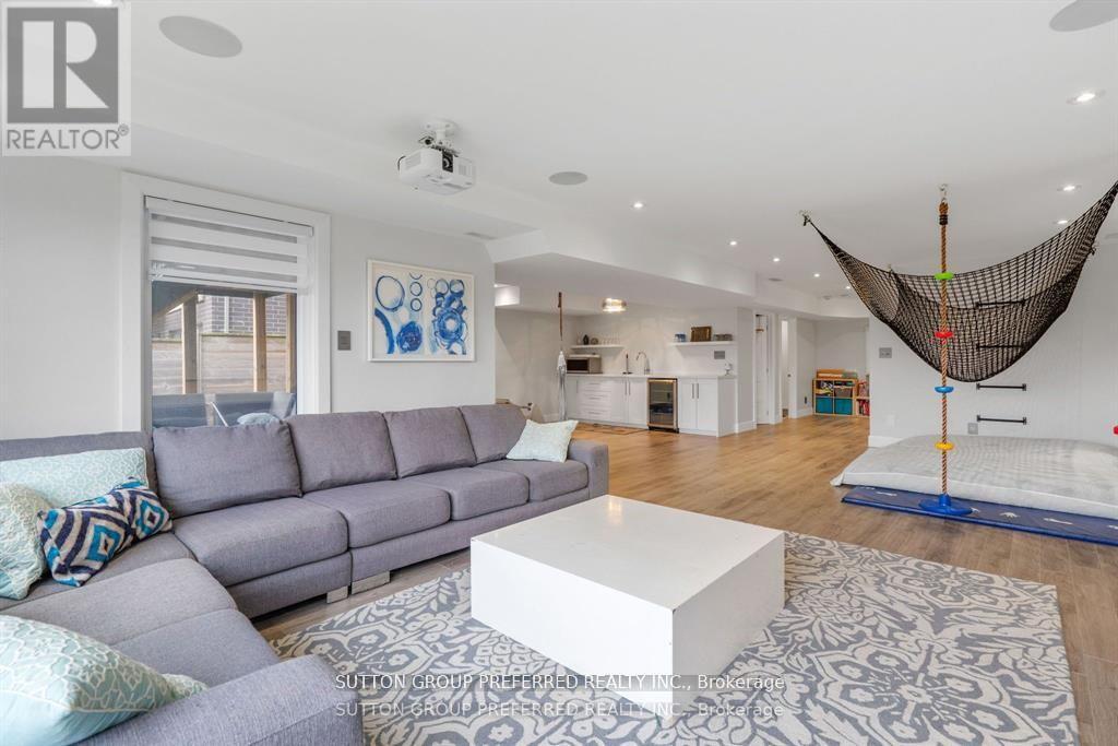 2058 Wateroak Drive, London North, Ontario  N6G 0P9 - Photo 36 - X12763292