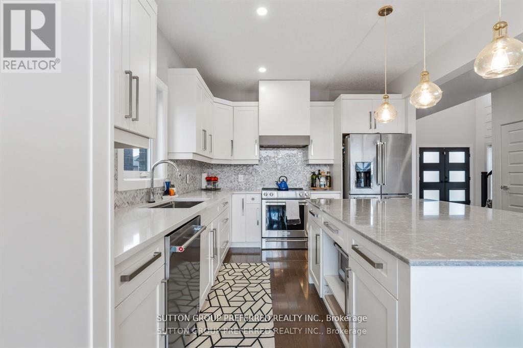 2058 Wateroak Drive, London North, Ontario  N6G 0P9 - Photo 7 - X12763292